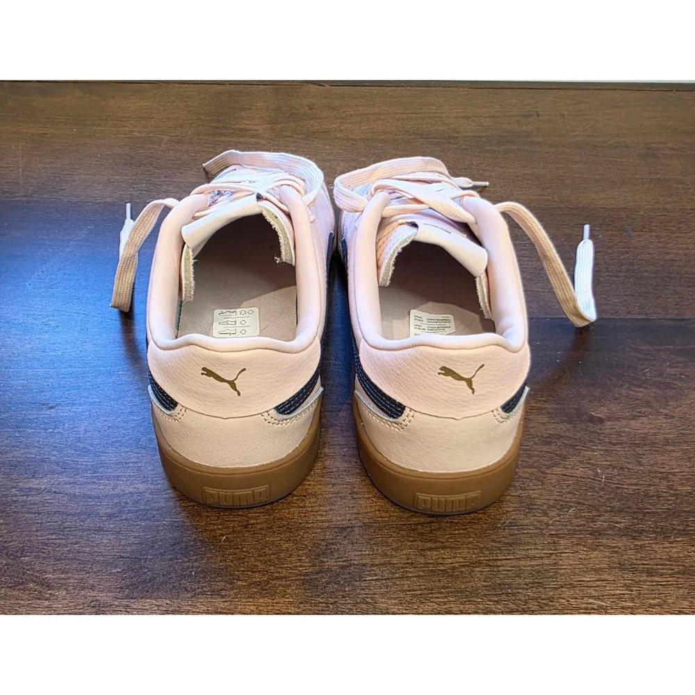 Women's Puma Club 5V5 Sneakers Size 7.5 Island Pink with Blue Stripes worn twice